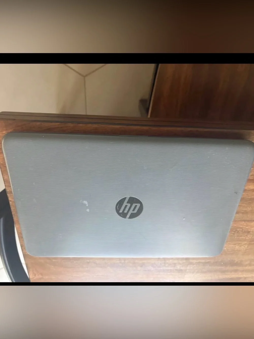 HP Laptop with Black Body and White Keyset