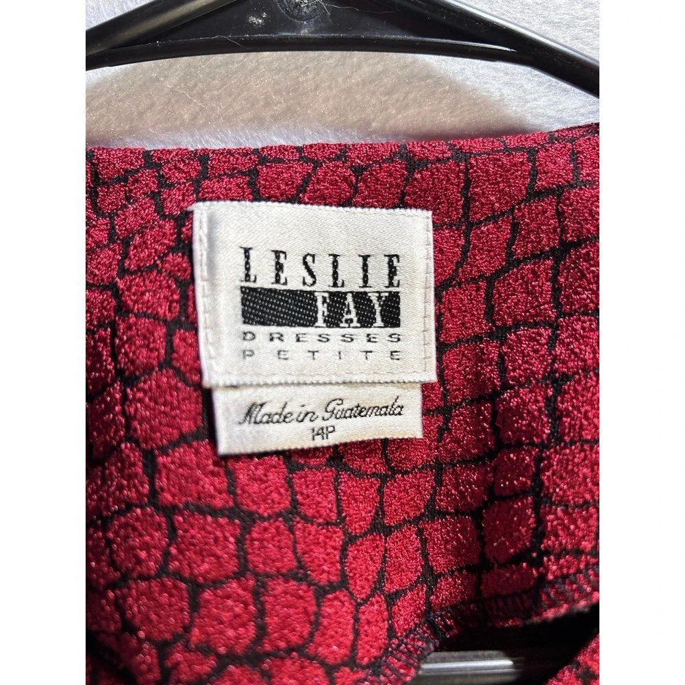 Leslie Fay leslie fay