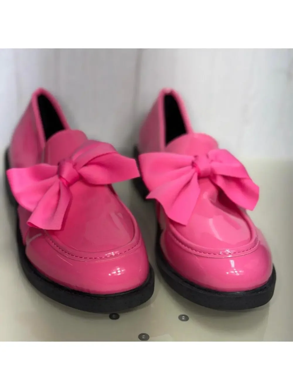 Altaolain Pink Patent Bow Loafers Women’s Size 42 NWOT