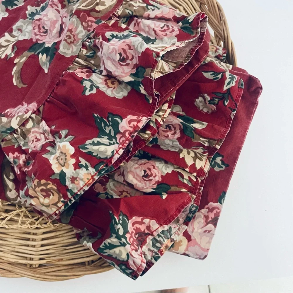Ralph Lauren Vintage Marseilles 2 piece Red Ruffle Floral King Size Pillow cases