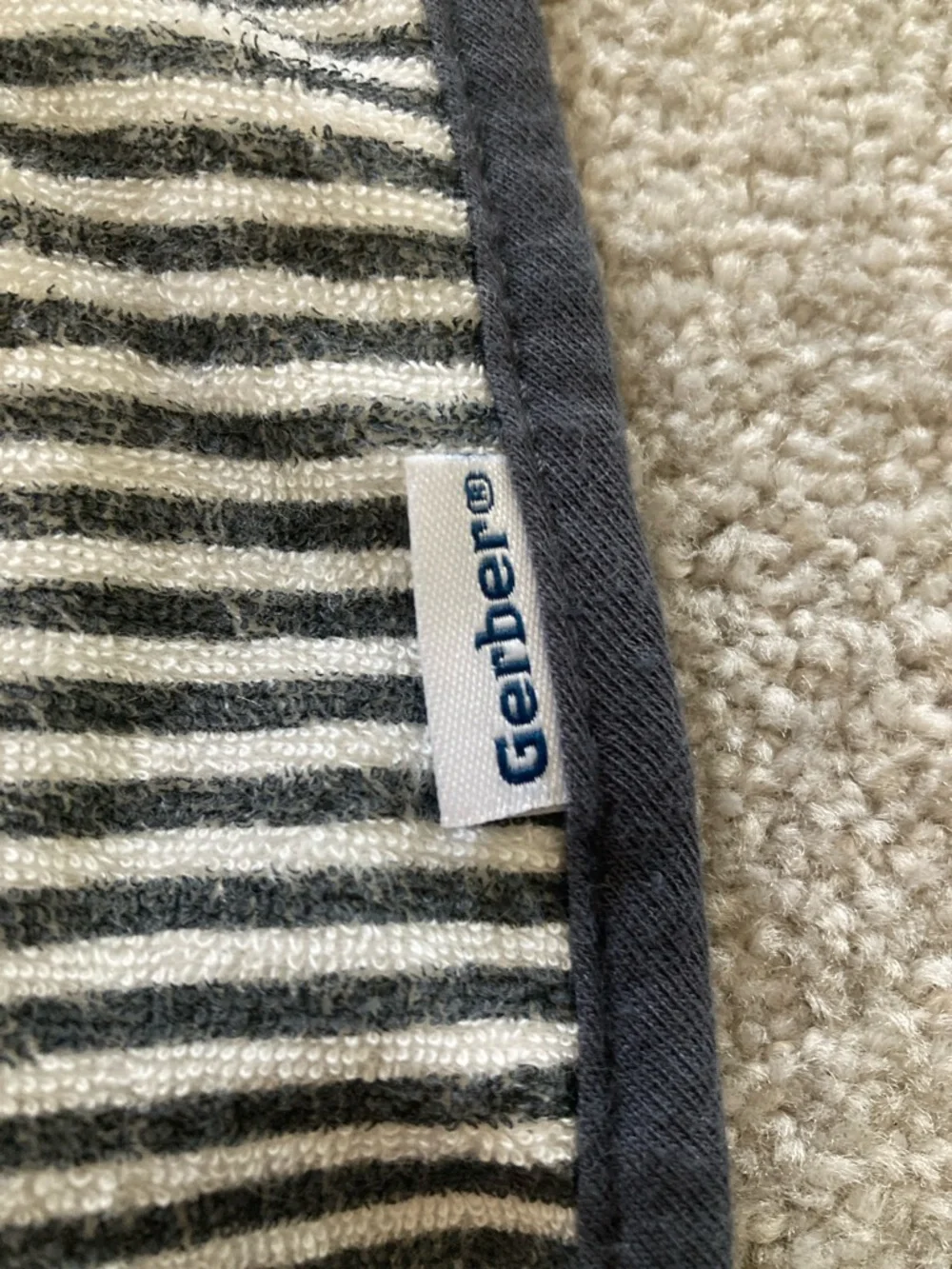 4/$10 - Gerber Gray & White Bib