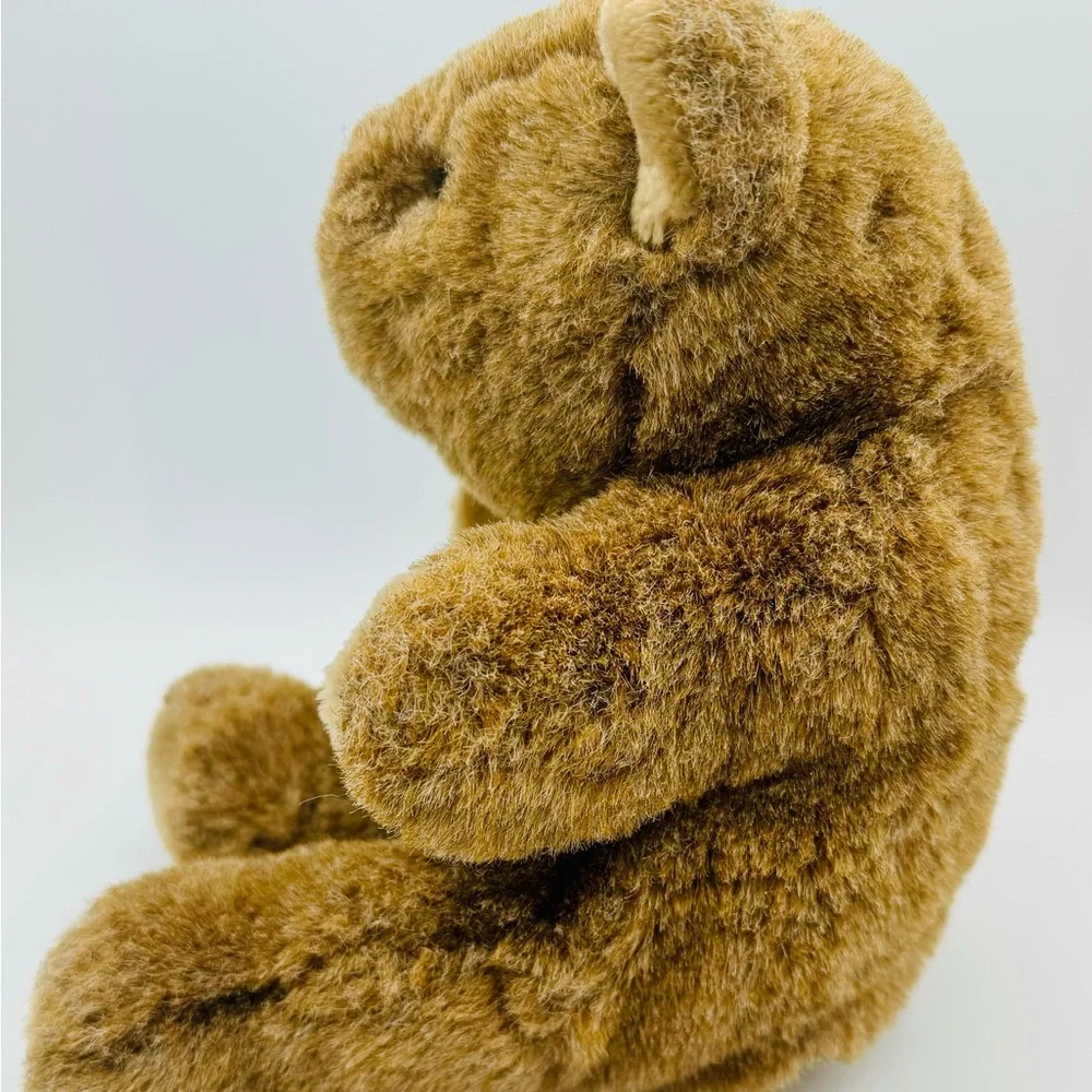 Vintage 1982 GUND Soft Brown Plush Sitting Teddy Bear 9” Tall EUC‎