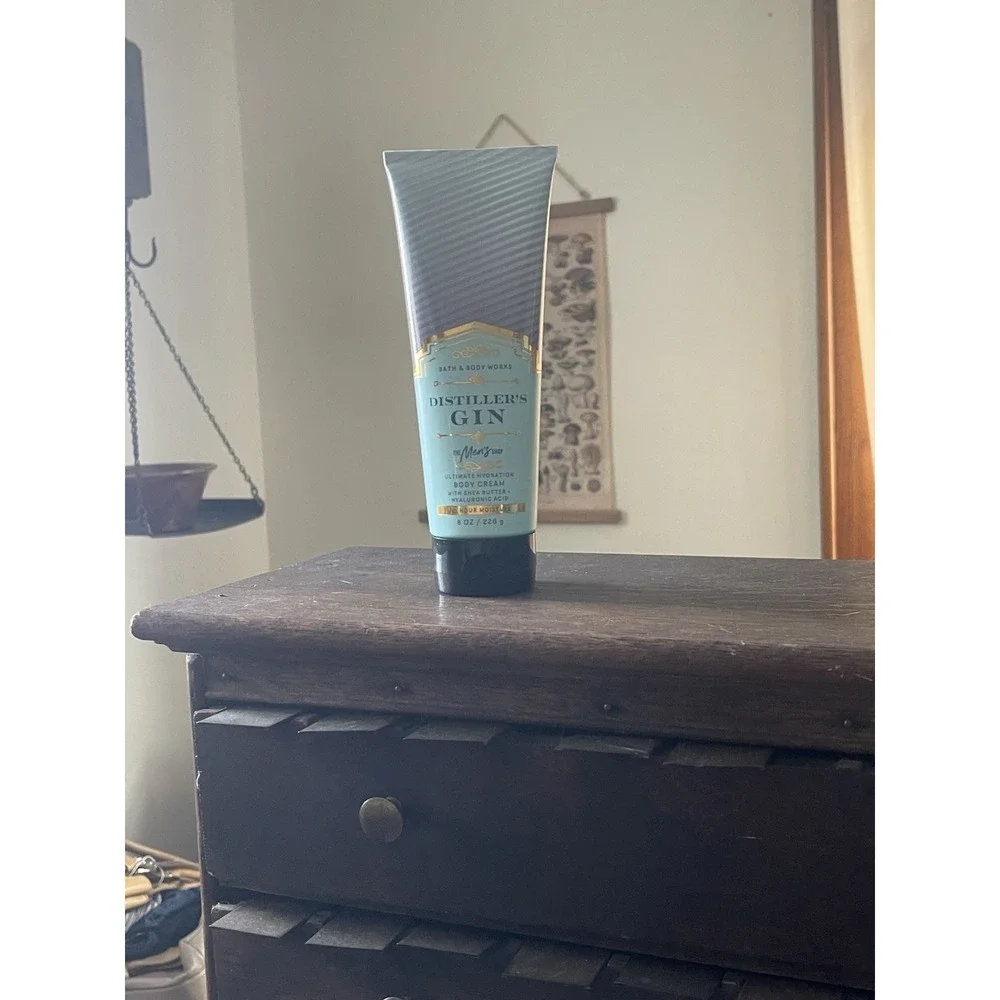 DISTILLER'S GIN BATH & BODY WORKS ULTIMATE HYDRATION CREAM LOTION 8 OZ MEN'S NEW