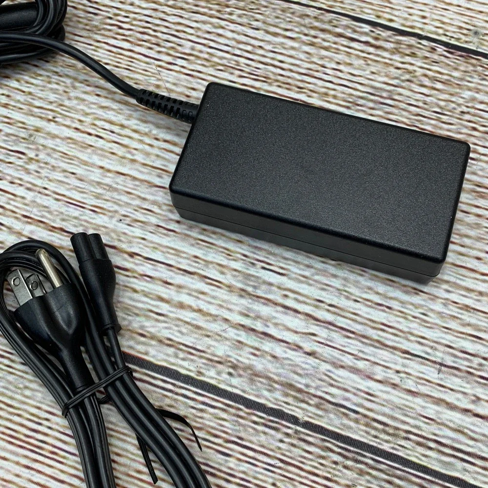 HP AC Adapter Power Supply TPC CA58 65W 19.5V 3.33A Laptop‎ Charger