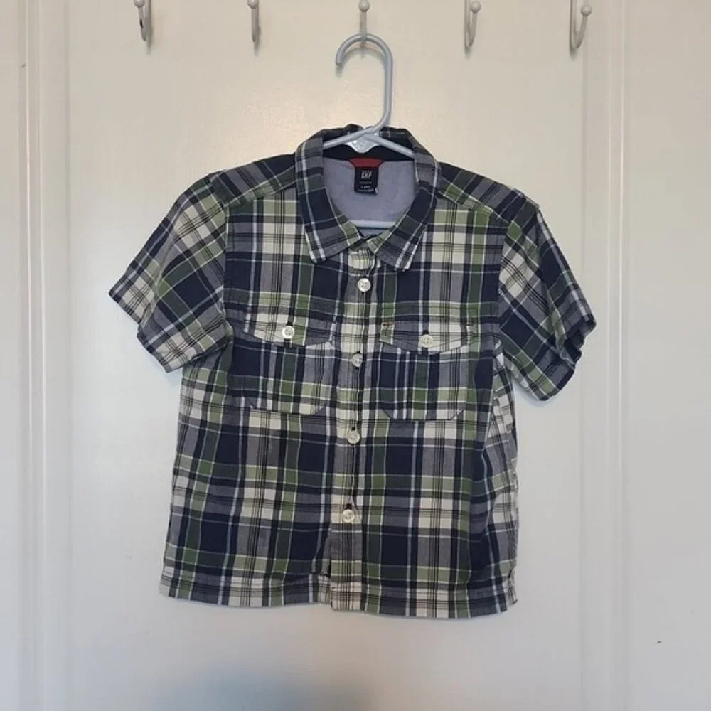 Gap toddler button down shirt size 3T