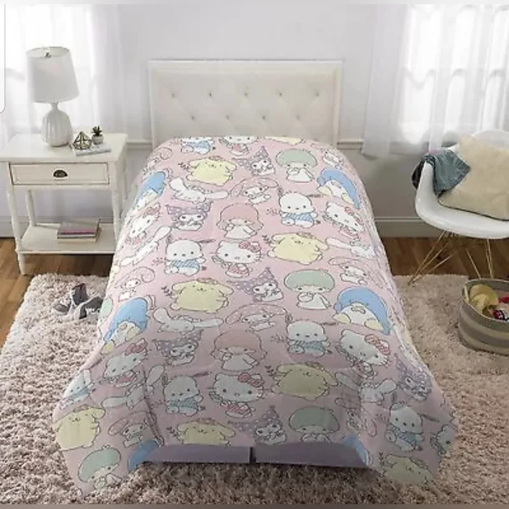 Hello Kitty & Friends Twin Comforter