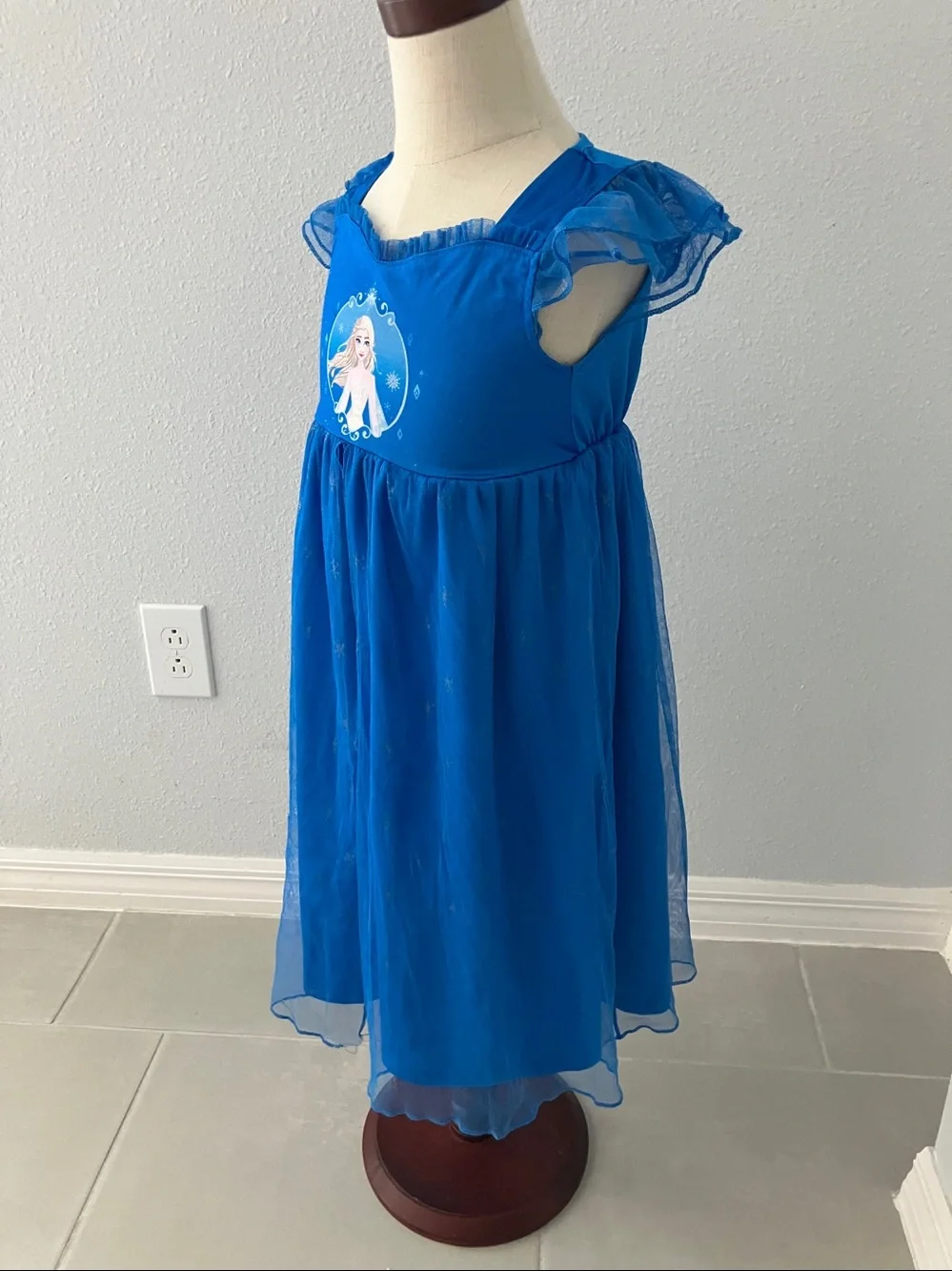 DISNEY Toddler Girls Frozen Elsa  Nightgown | XS 4-5