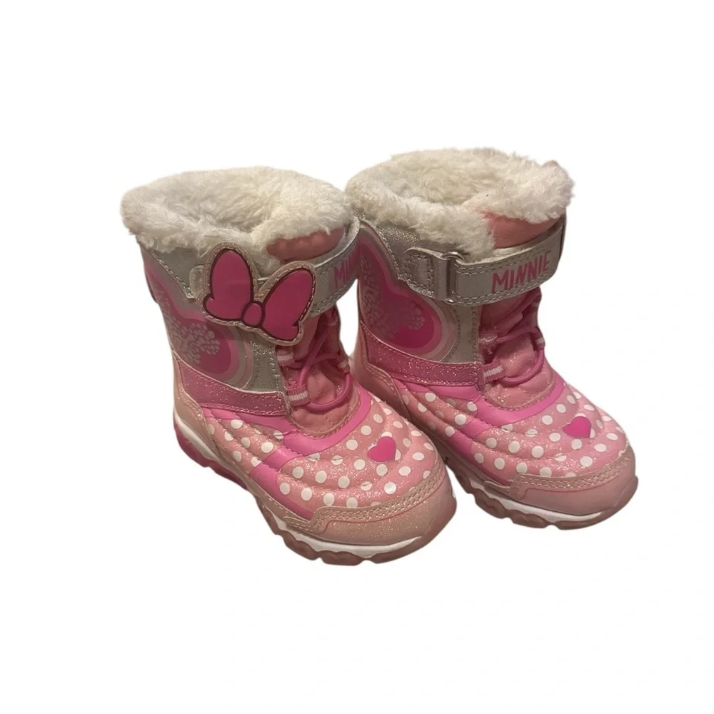 Minnie Mouse light up Winter Boots