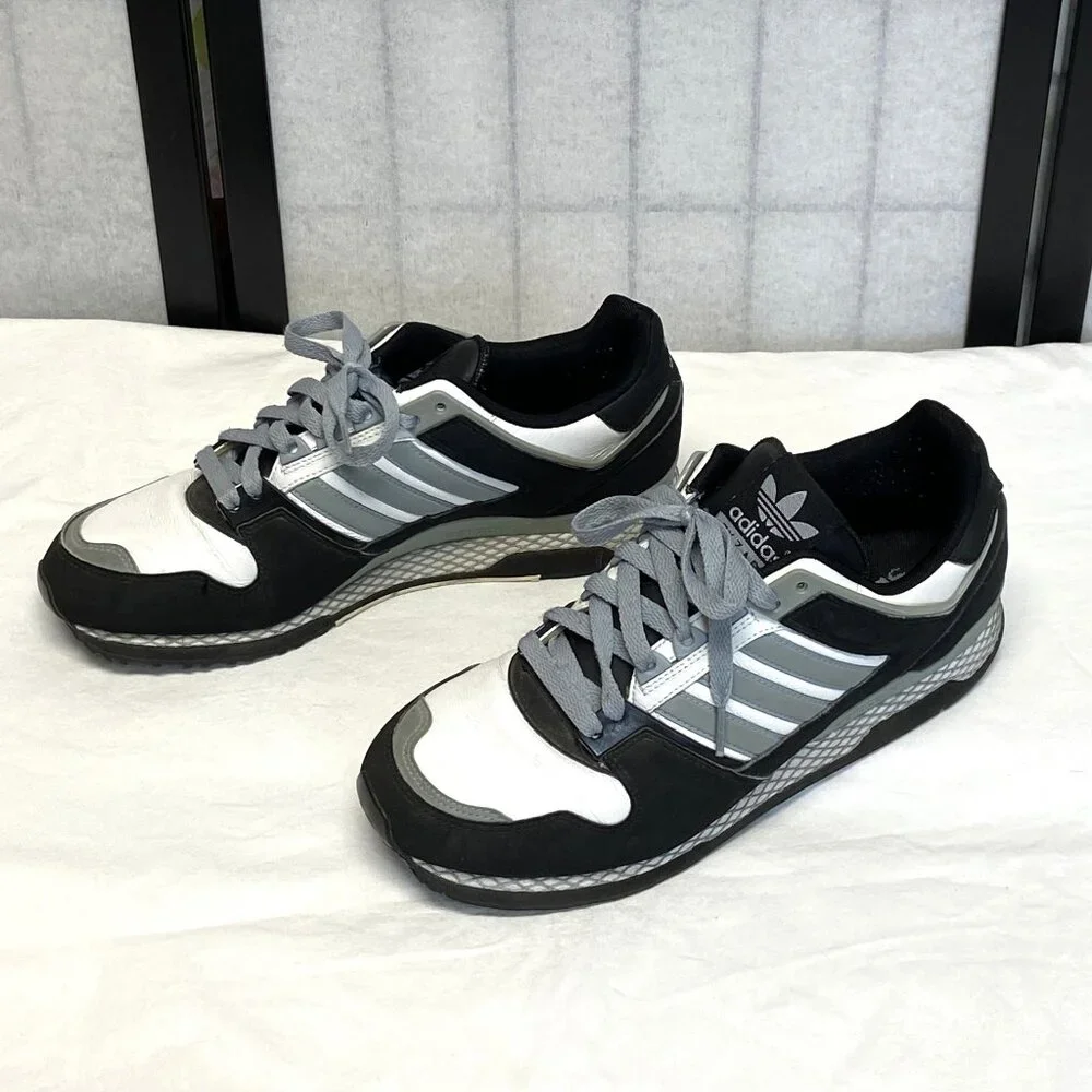 adidas low top