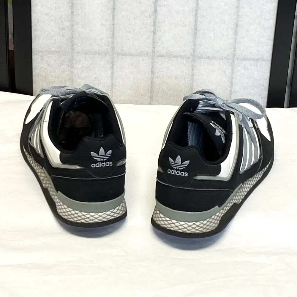 adidas low top