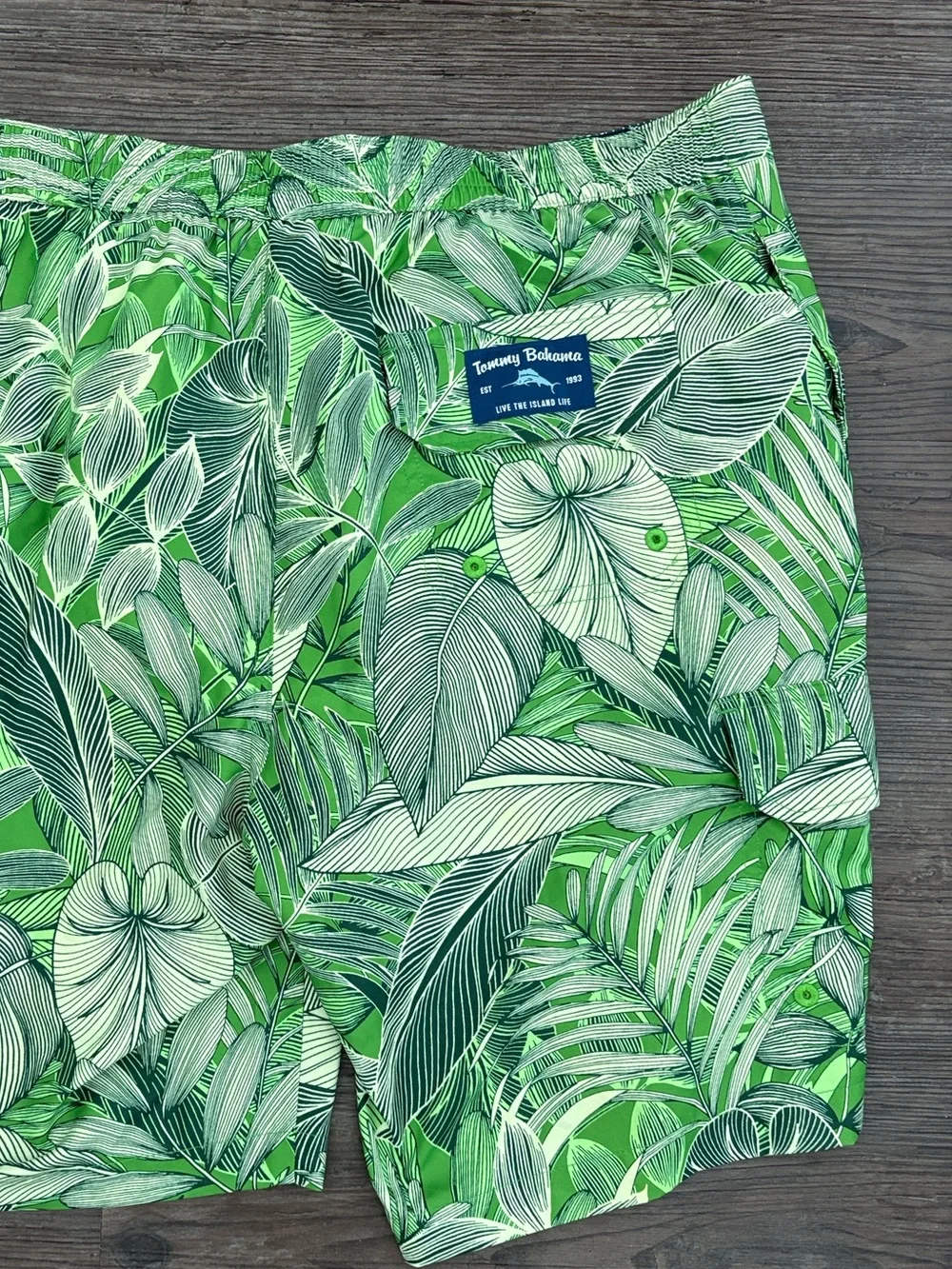 Tommy Bahama tommy bahama