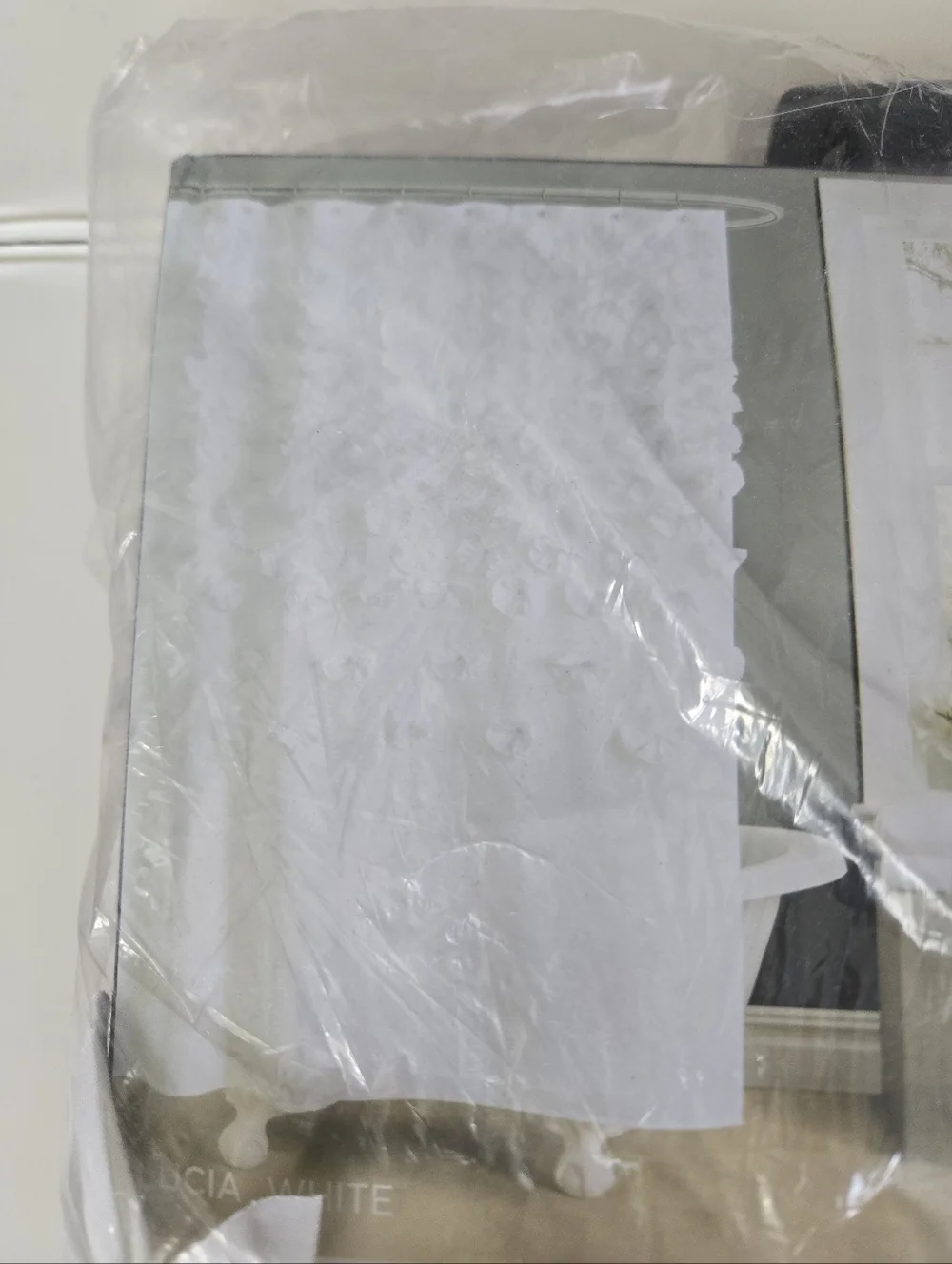 NWT Lush Decor Lucia White Shower Curtain 72x72 Textured Floral Rosette