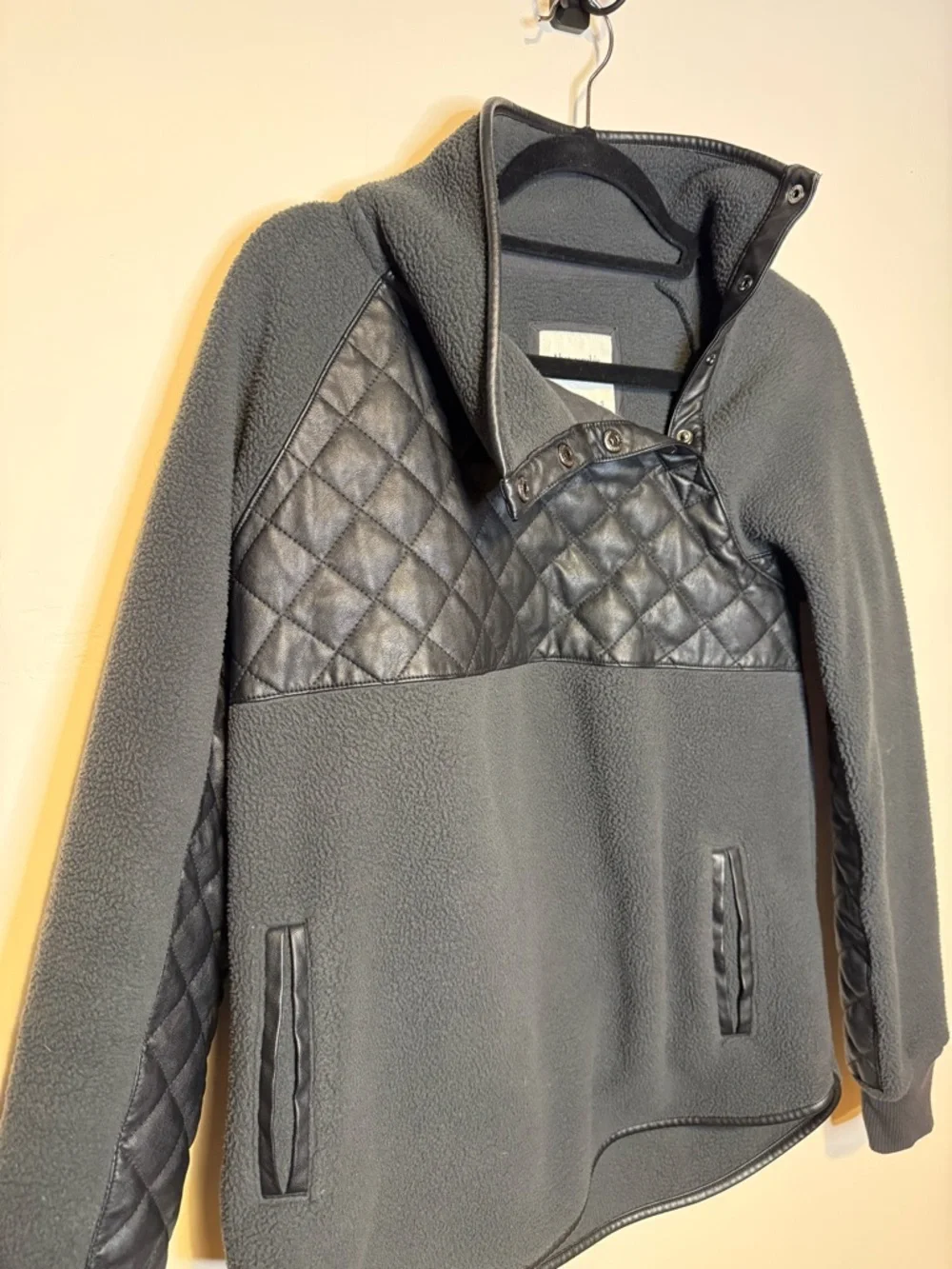 Abercrombie & Fitch size small