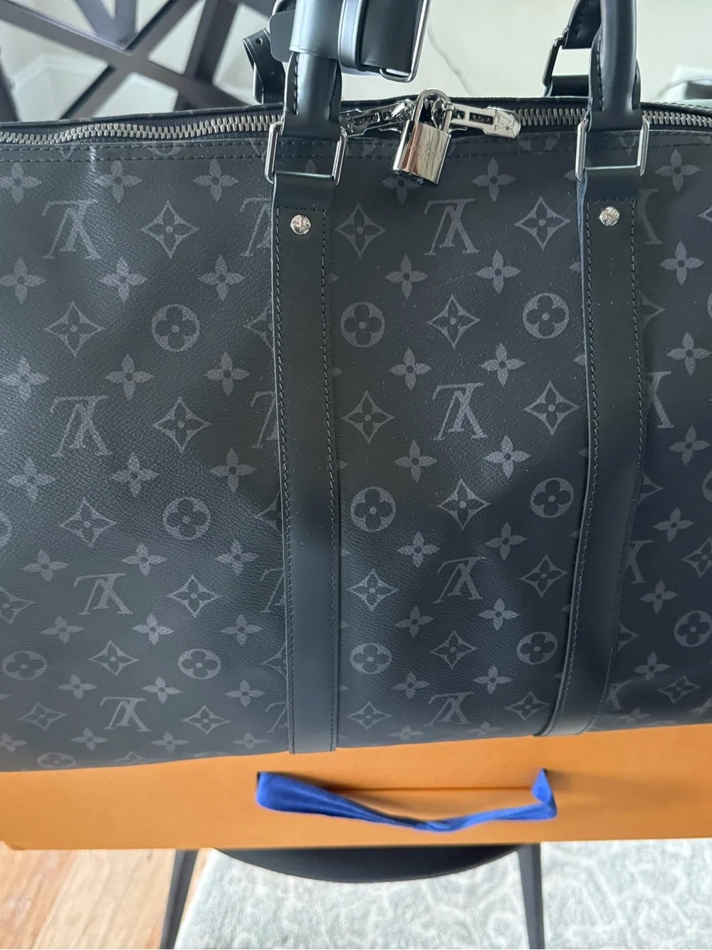 Louis Vuitton classic louis