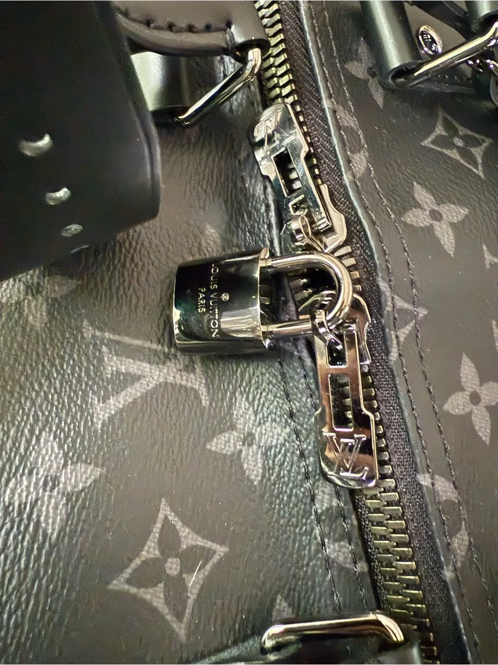 Louis Vuitton classic louis