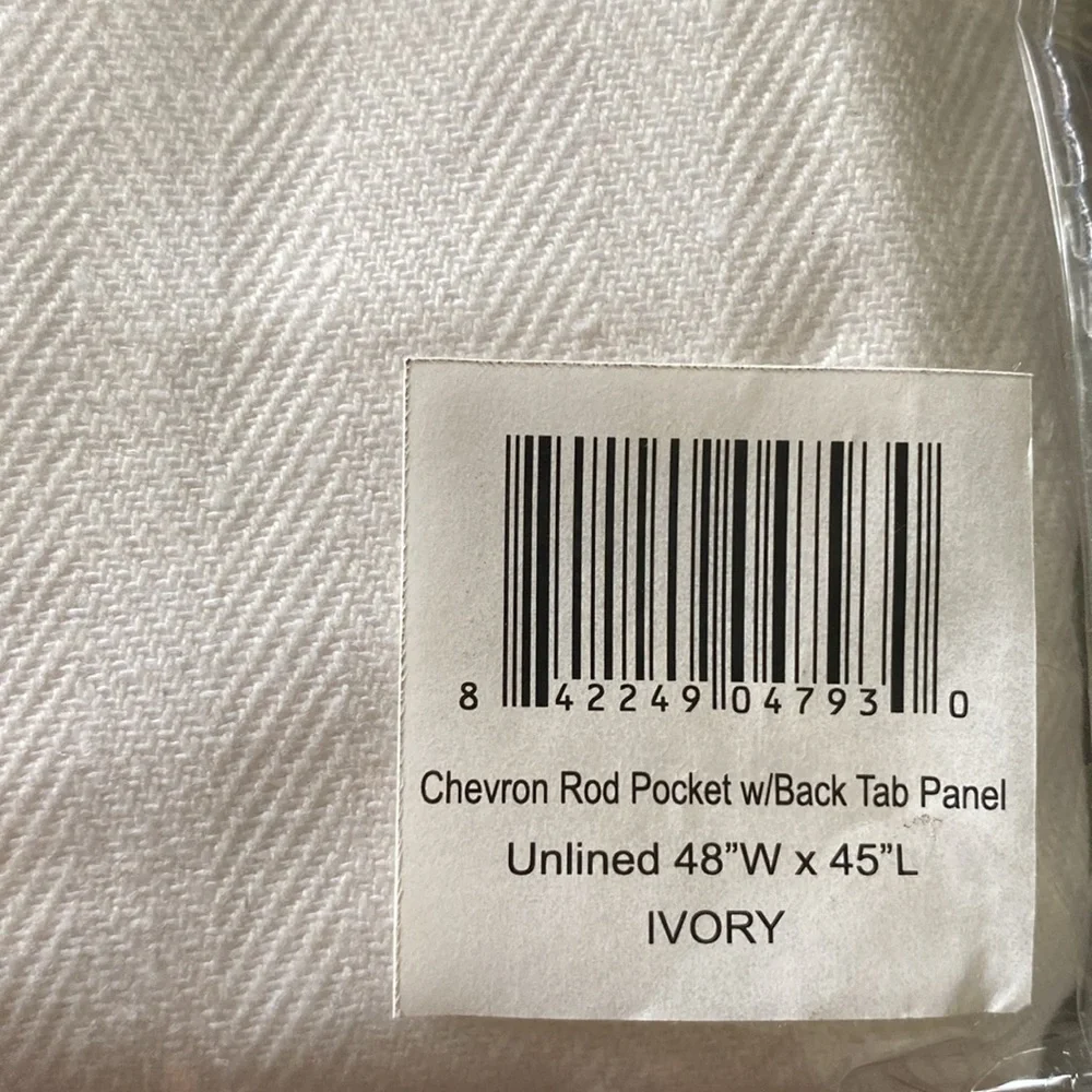 RICARDO Chevron rod pocket back tab panel curtain 48 x 45 sustainable 80/20