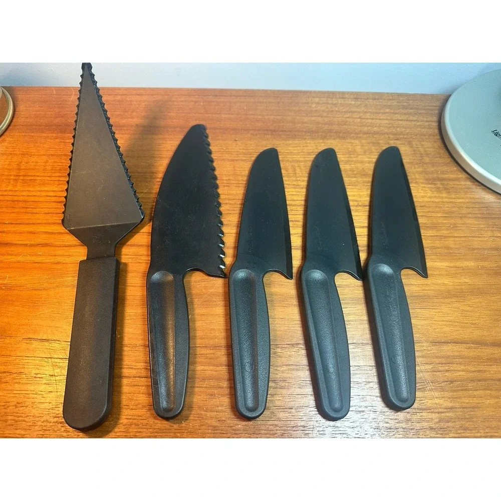 Pampered Chef Nylon Knives And Serated‎ Cake & Pie Server 5 Pieces