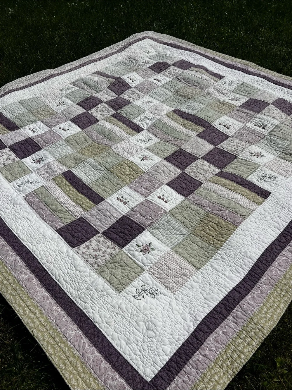 N/A quilted blanket