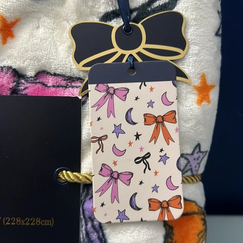 RACHEL Rachel Roy this blanket