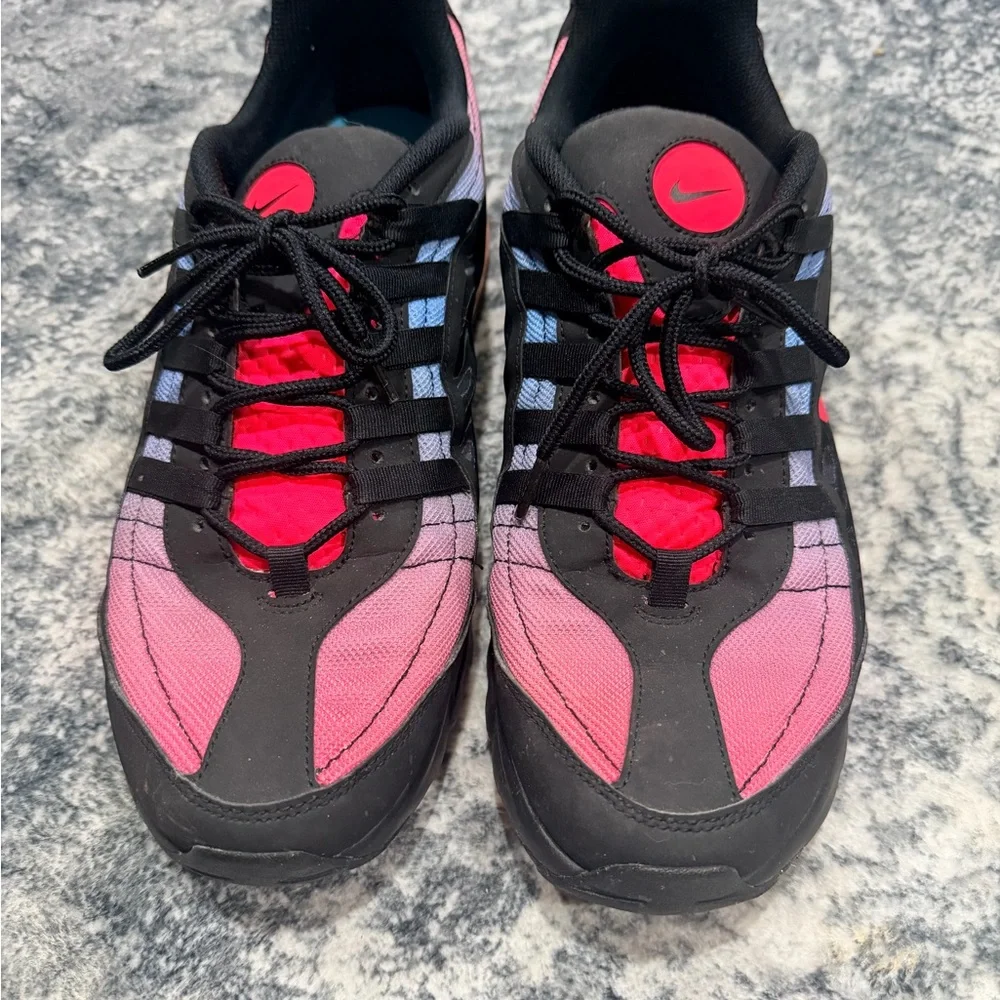 Nike ideal casual