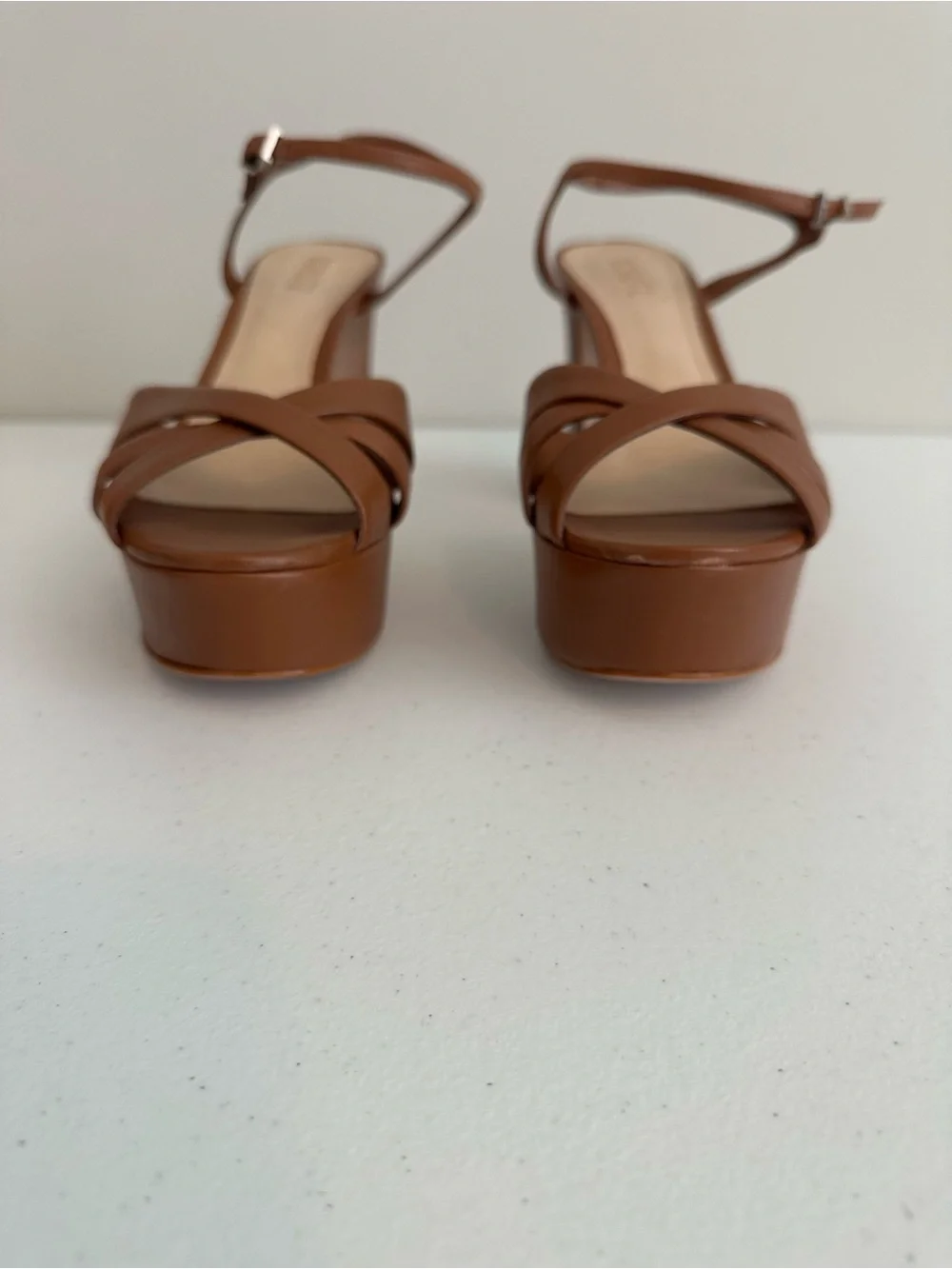 SCHUTZ brand new