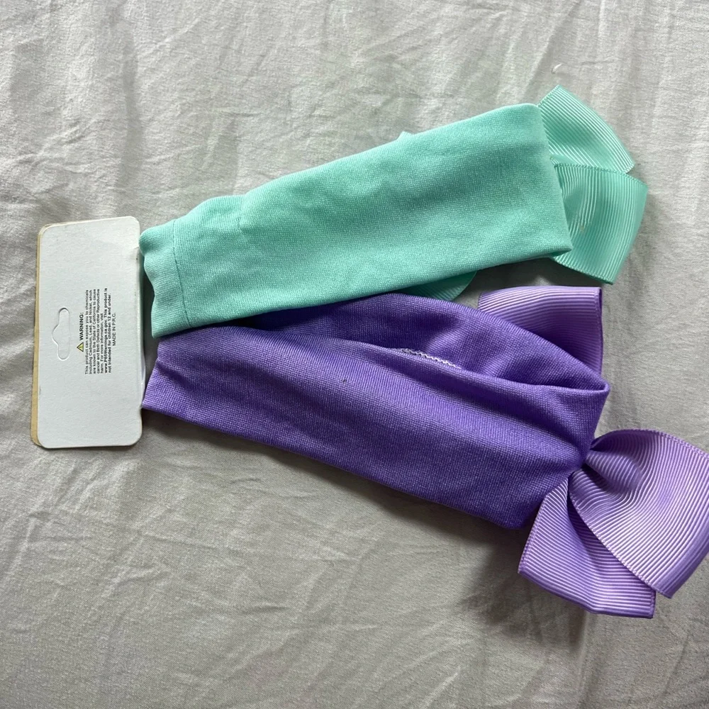2 pair of socks and 2 head band for girls‎