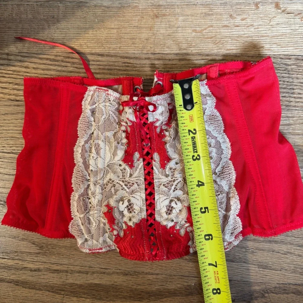 Victorias Secret Very‎ Sexy Red Lace Rhinestone Waist Cincher Corset Belt XS/S
