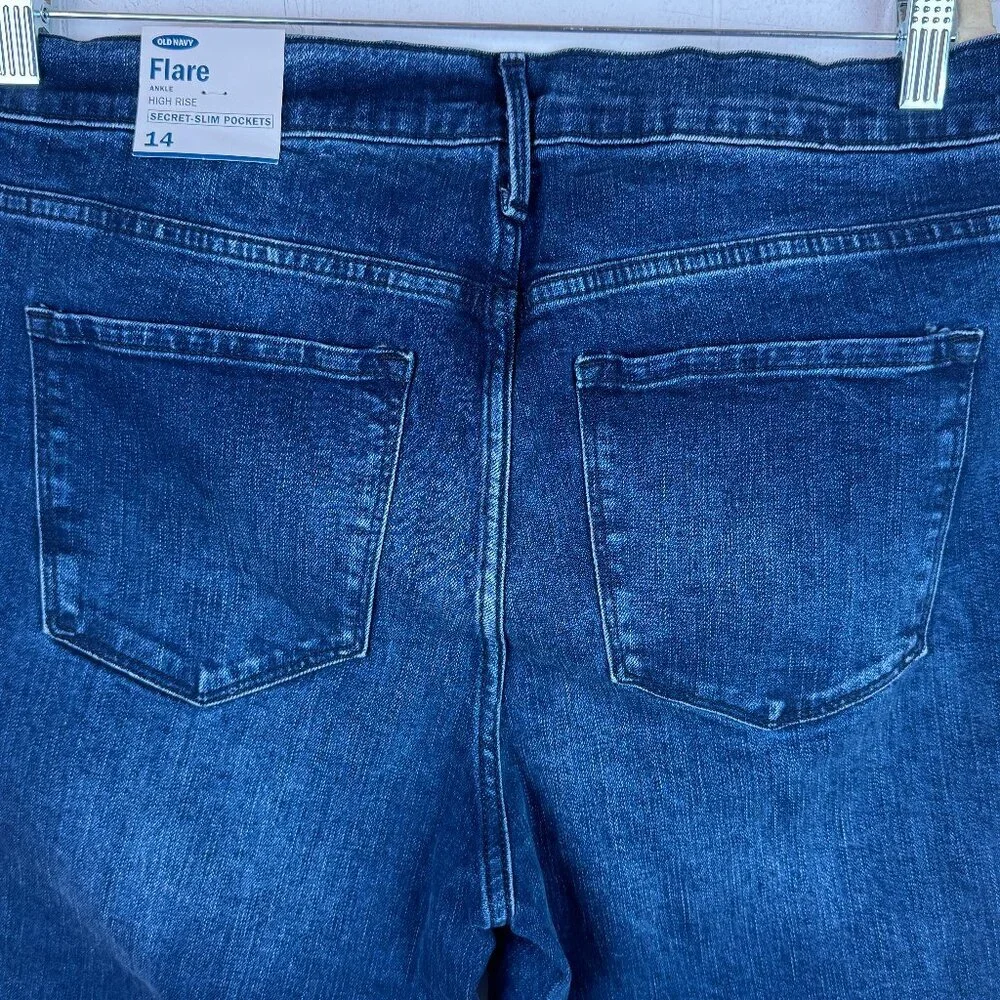 Women's Old Navy Flare Ankle High Rise Jeans Size 14 NWT