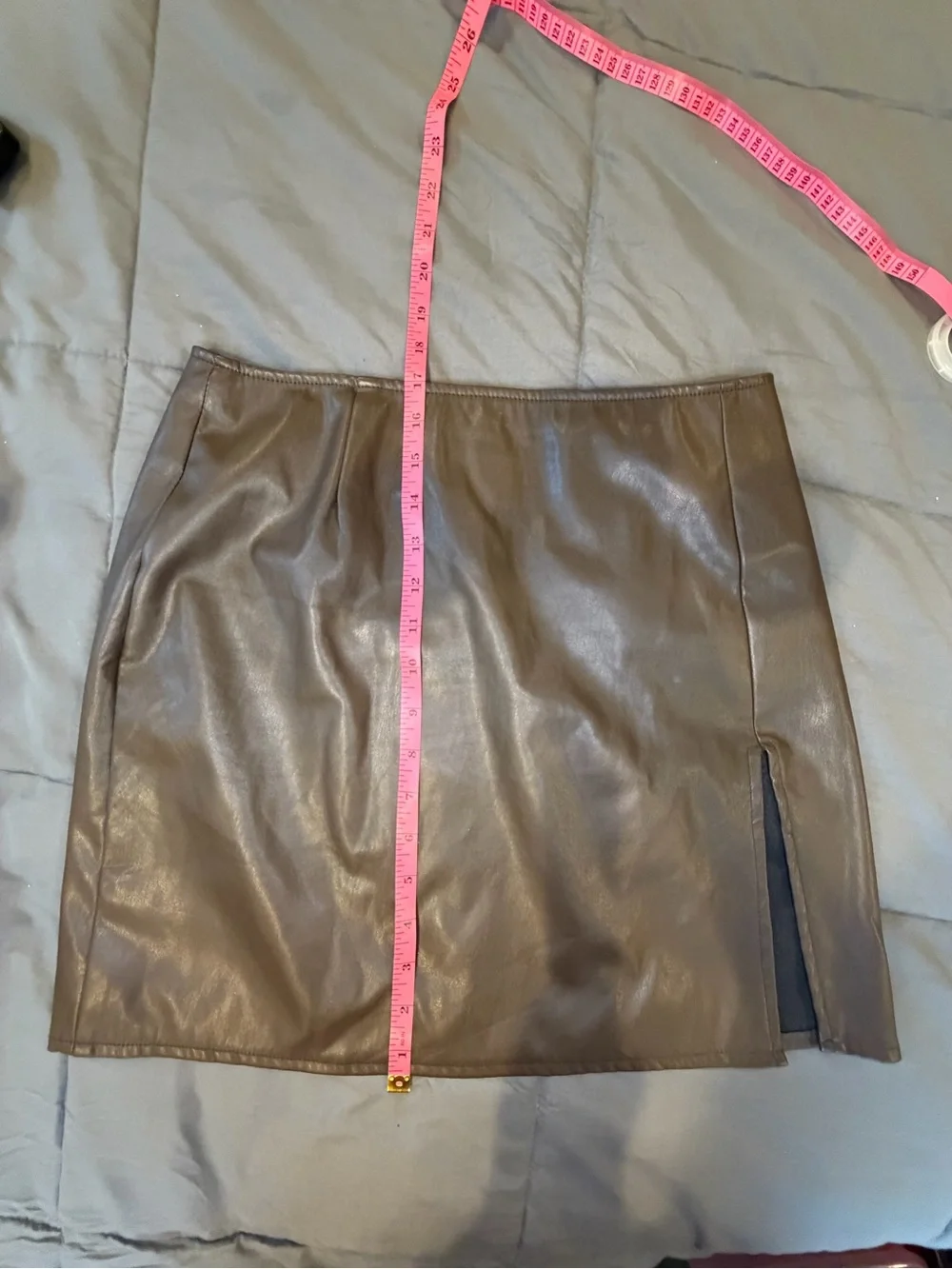 Motel Brown Faux Leather Mini Skirt Side Slit Size Large Y2K