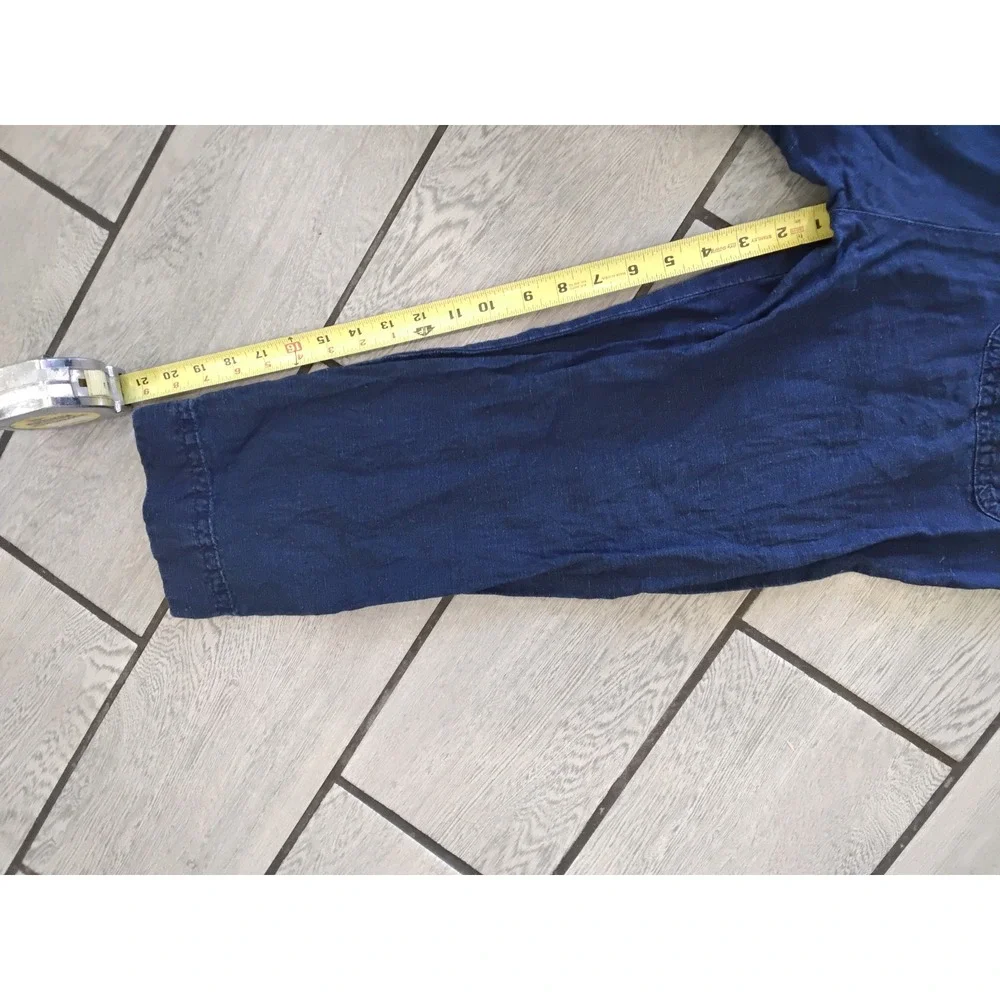 Banana Republic linen buttoned