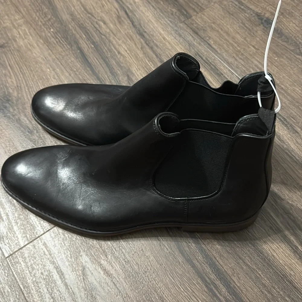 NEW! Nordstrom Leather Chelsea Boot for Men - Size 14 🛵