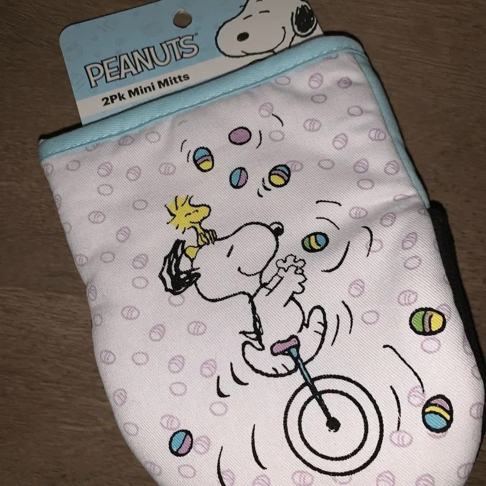 Peanuts nwt pack