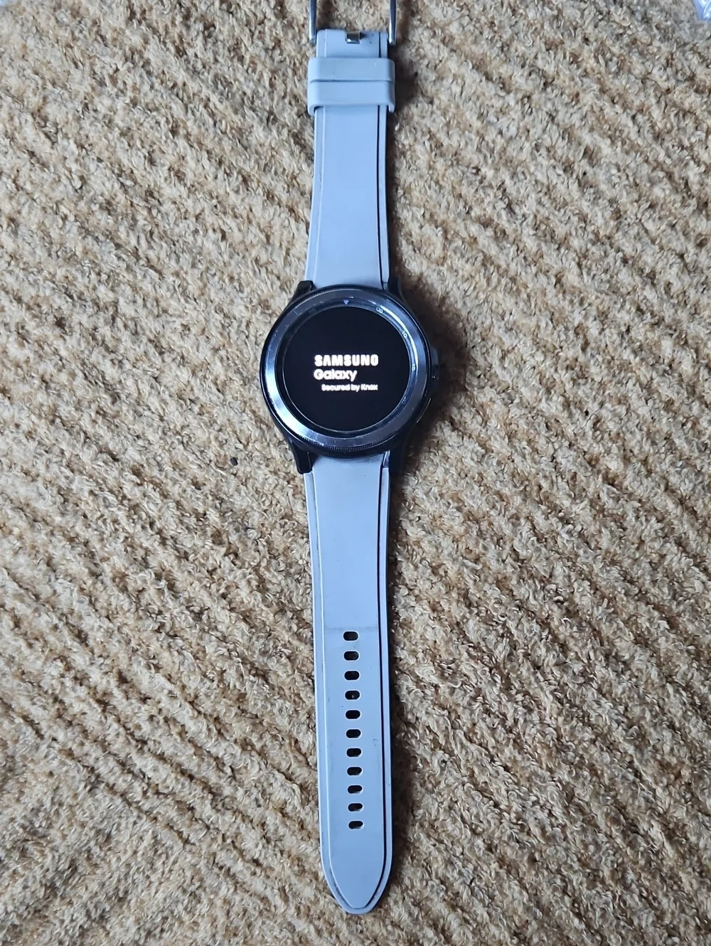 Samsung Galaxy Smartwatch with Light Gray Strap