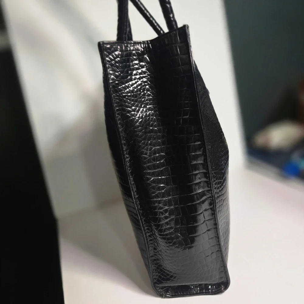 St. John Black Croc Embossed Patent Leather Tote Bag Gold Turn Lock Shoulder Bag