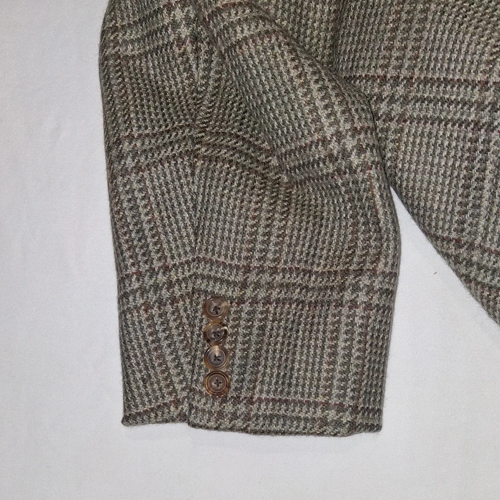 Men's Vintage 1991 Hickey‎ Freeman Sz. 46L Brown Plaid Sport Coat