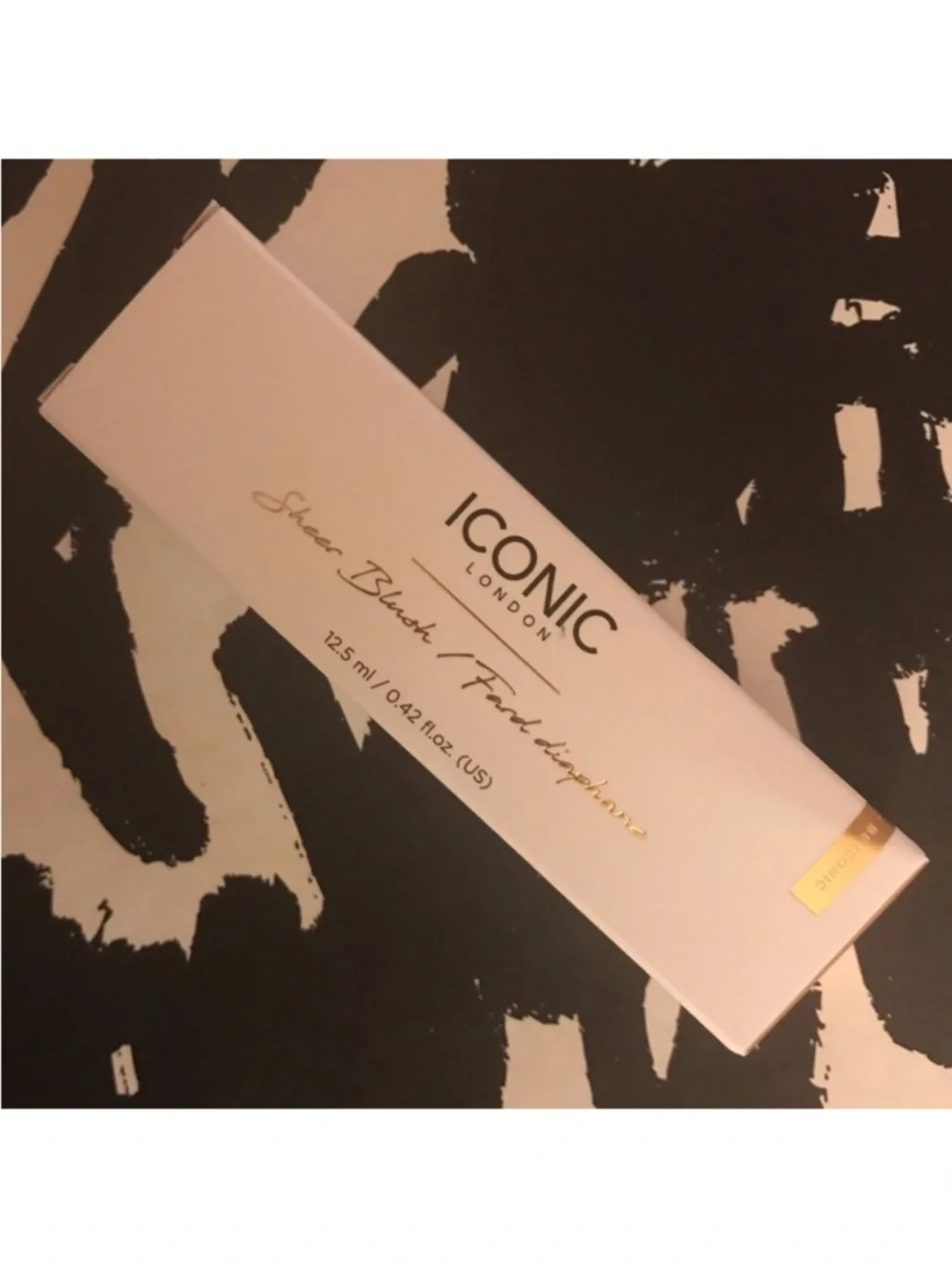 ICONIC London free unique swatched