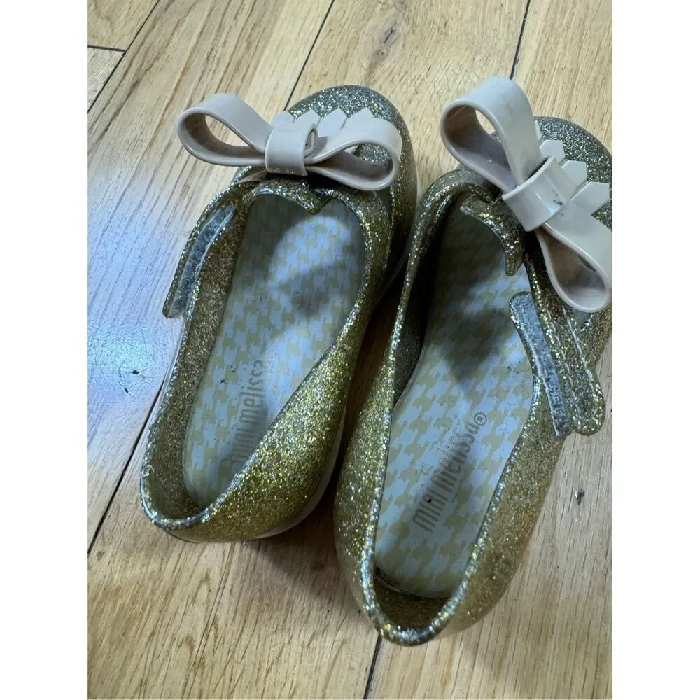 Mini Melissa brand mini