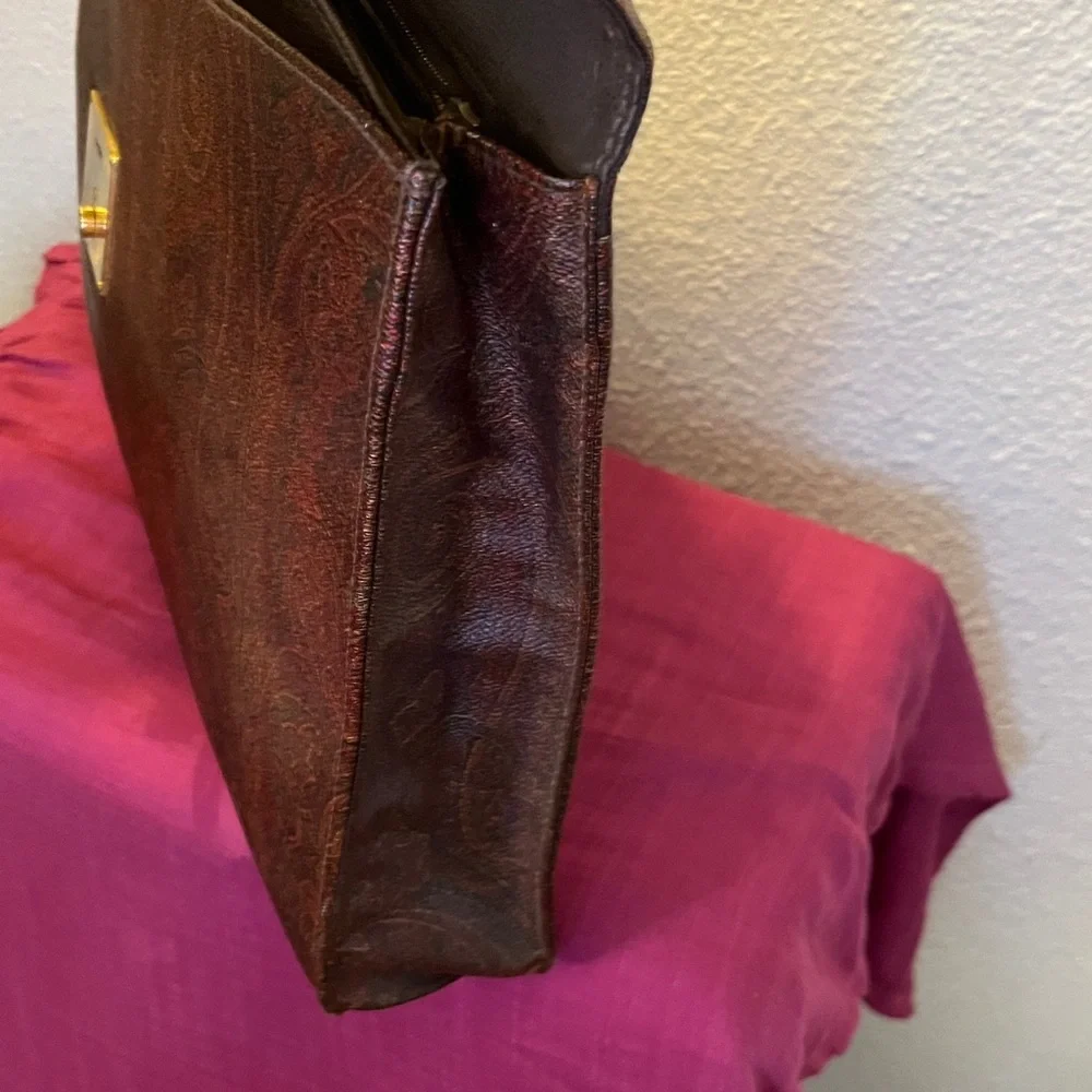 Etro Milano needs cobblers