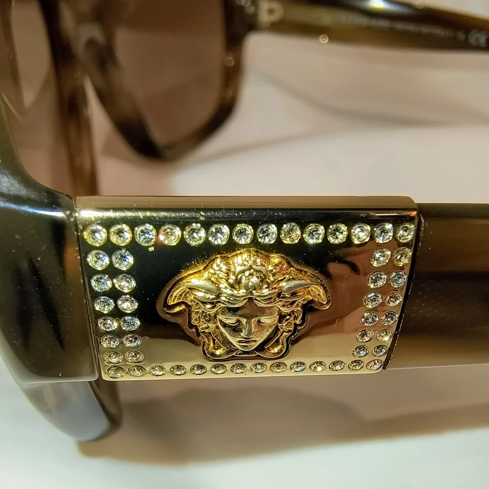 Versace elevate your