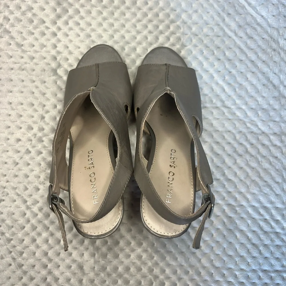 Franco Sarto platform size good