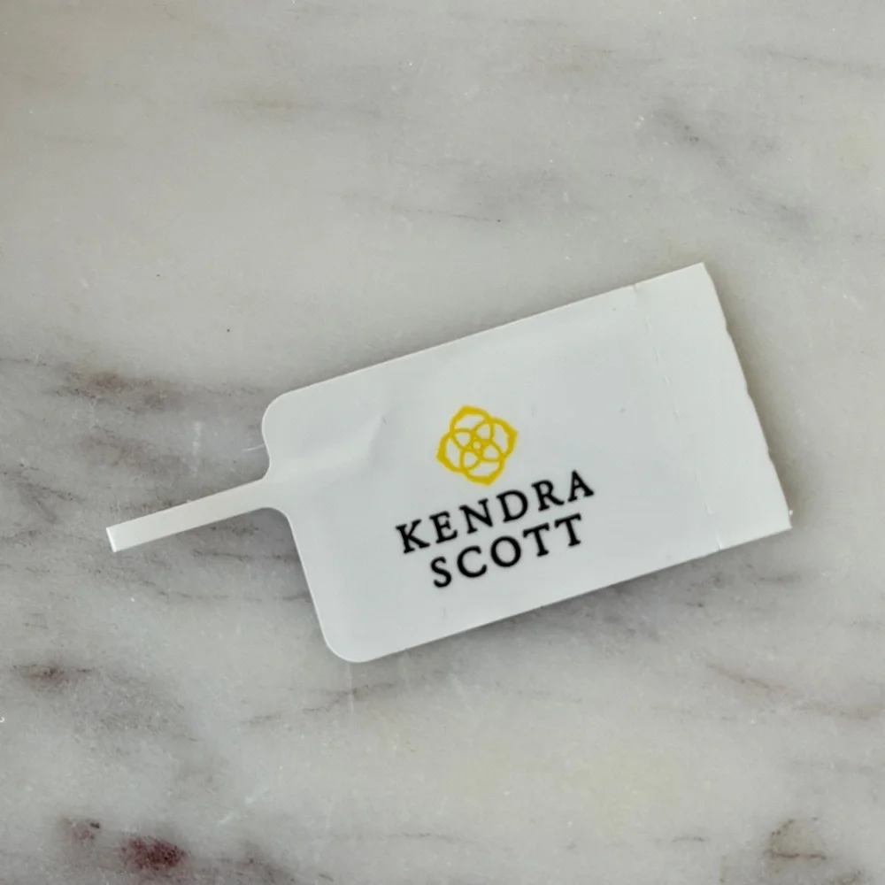 💋 Kendra Scott Pink Lips Shape Trinket Stash Jewelry Box