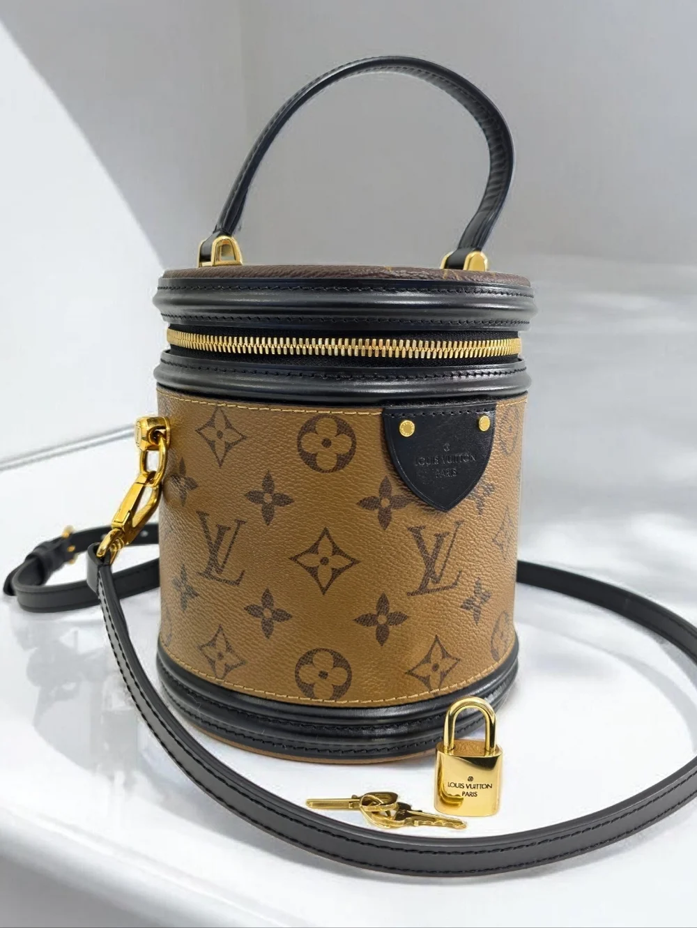 Louis Vuitton authenticity guaranteed