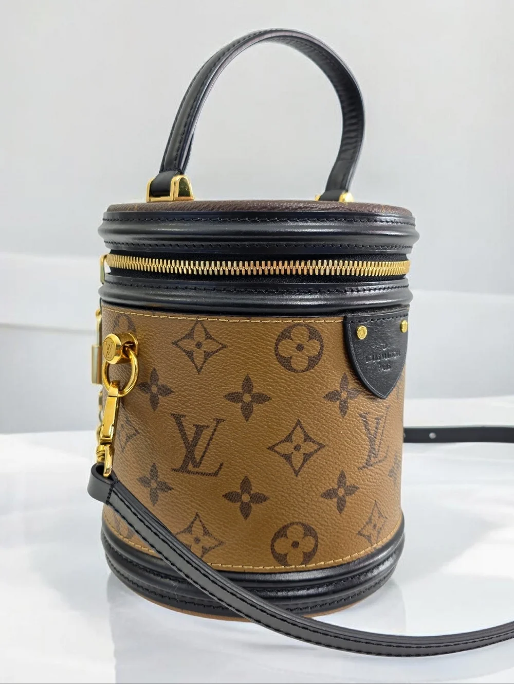 Louis Vuitton authenticity guaranteed