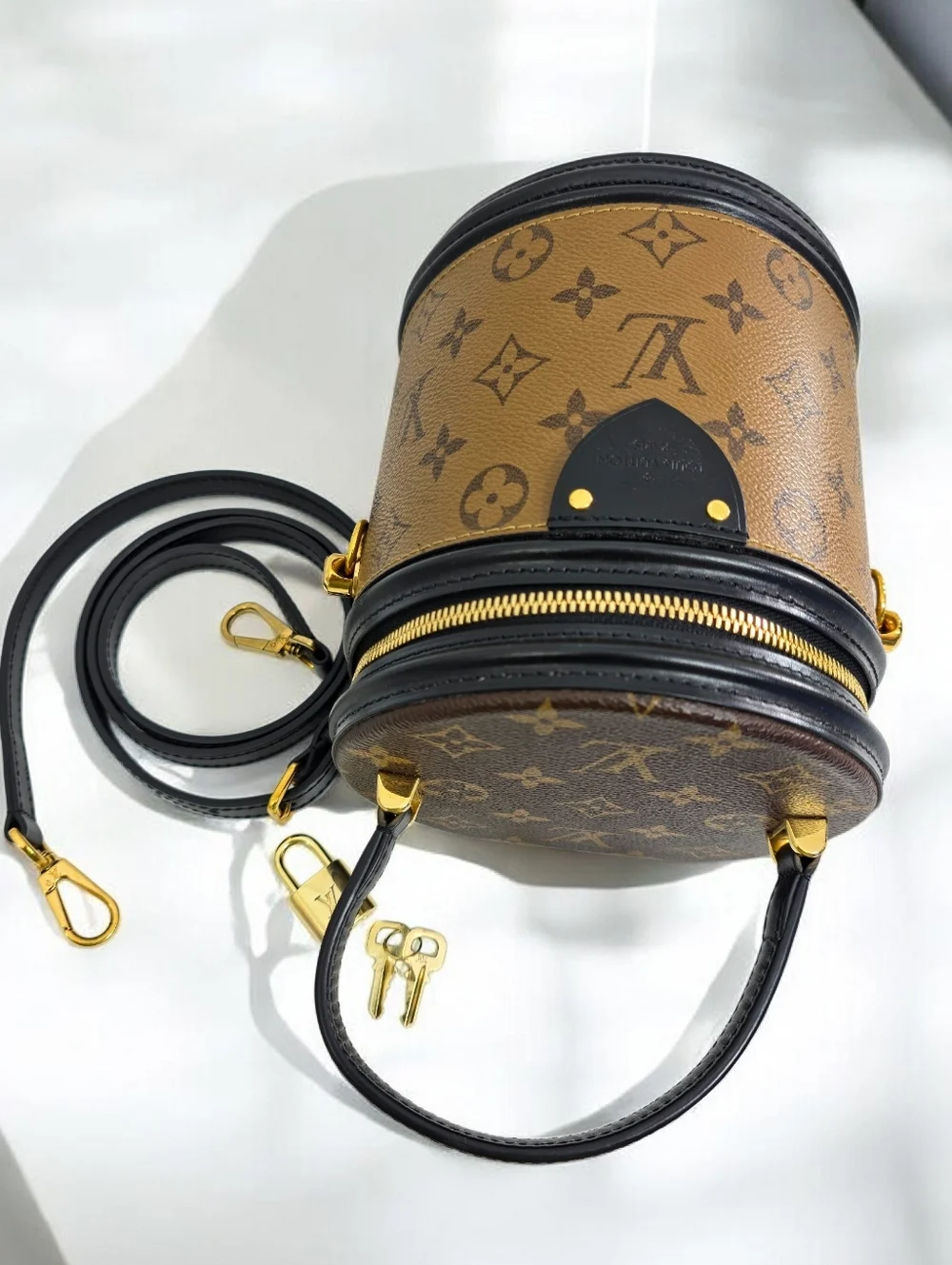 Louis Vuitton authenticity guaranteed