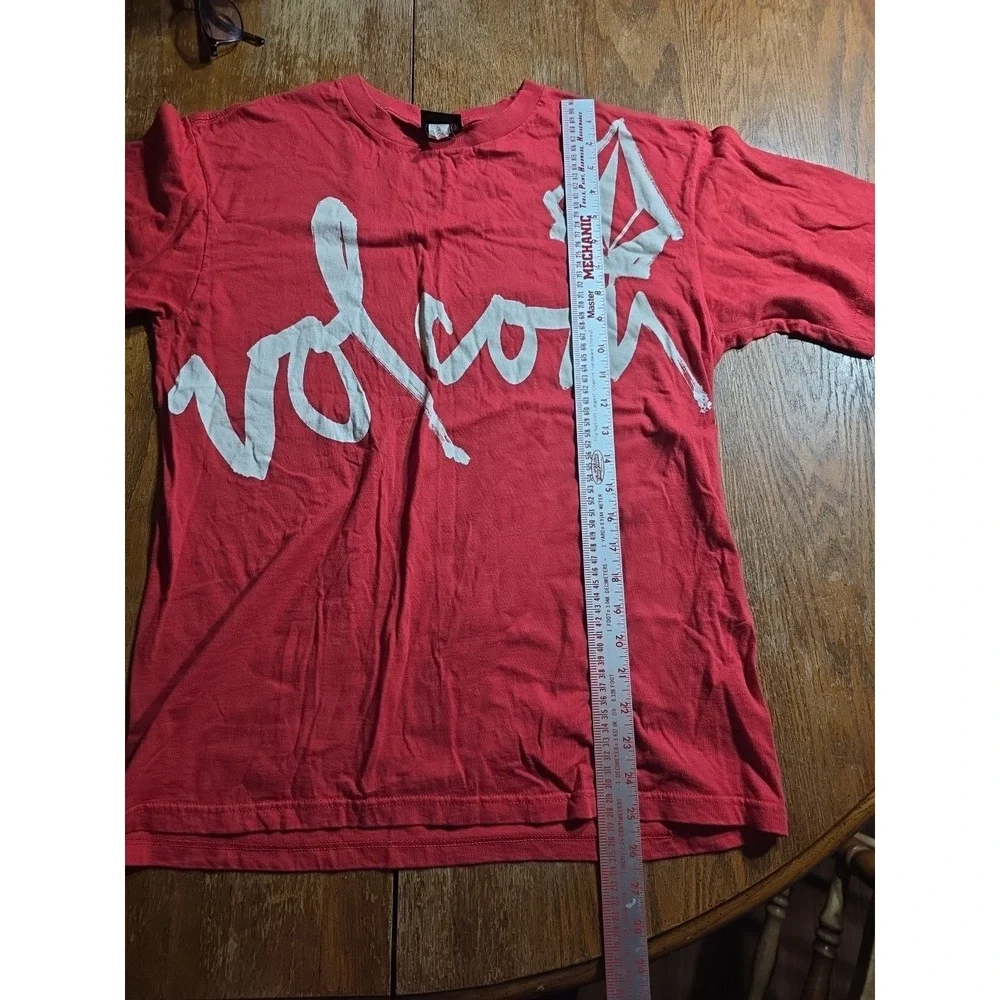 Vintage‎ Y2K Volcom Red T-Shirt L Logo Graphic Skate Surf Style Spell out