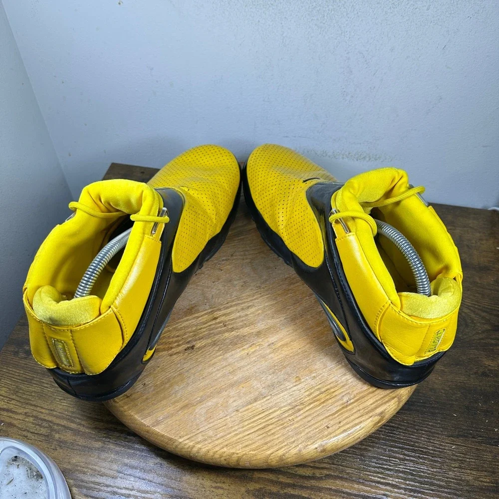 Nike see pictures
