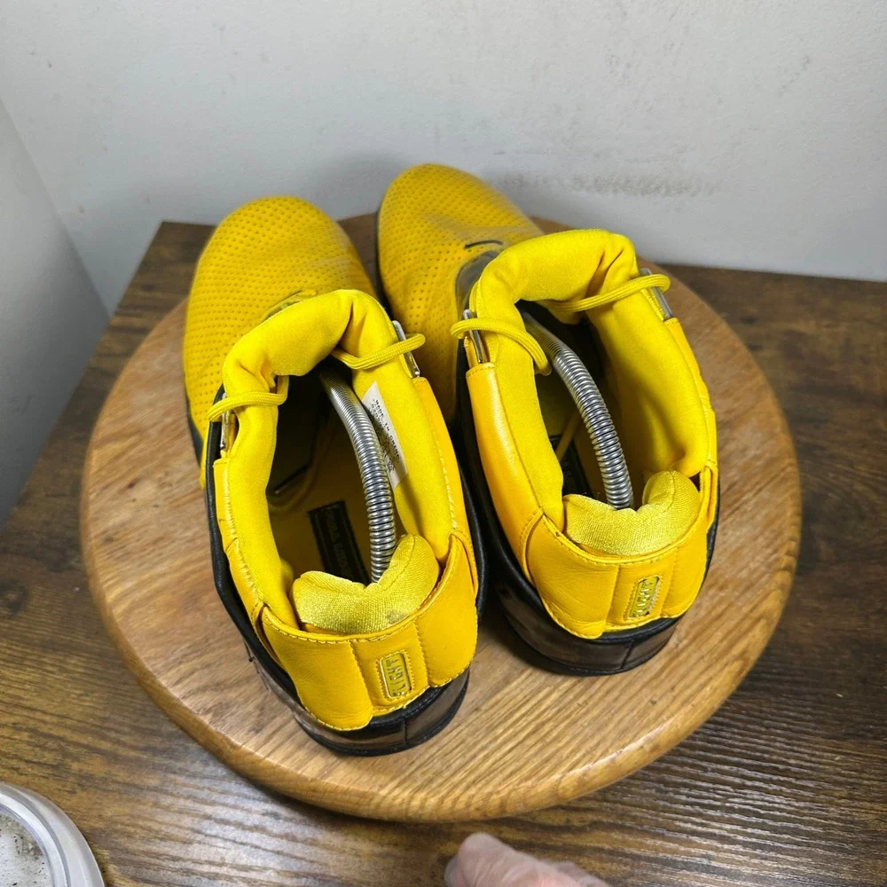 Nike see pictures