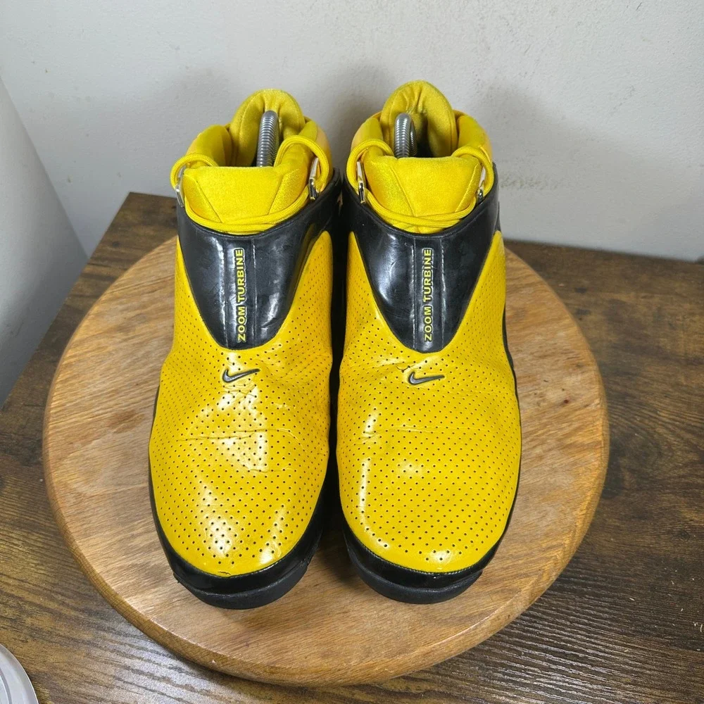 Nike see pictures