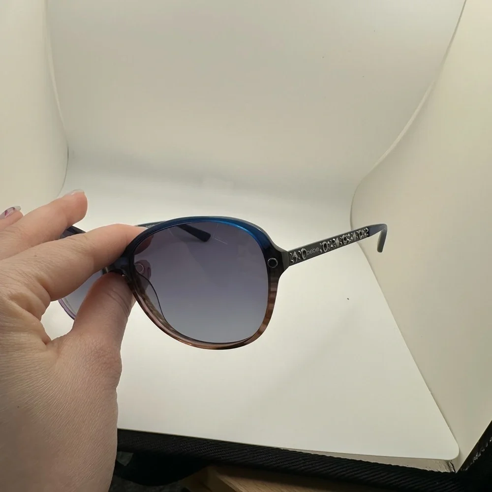 bebe these sunglasses