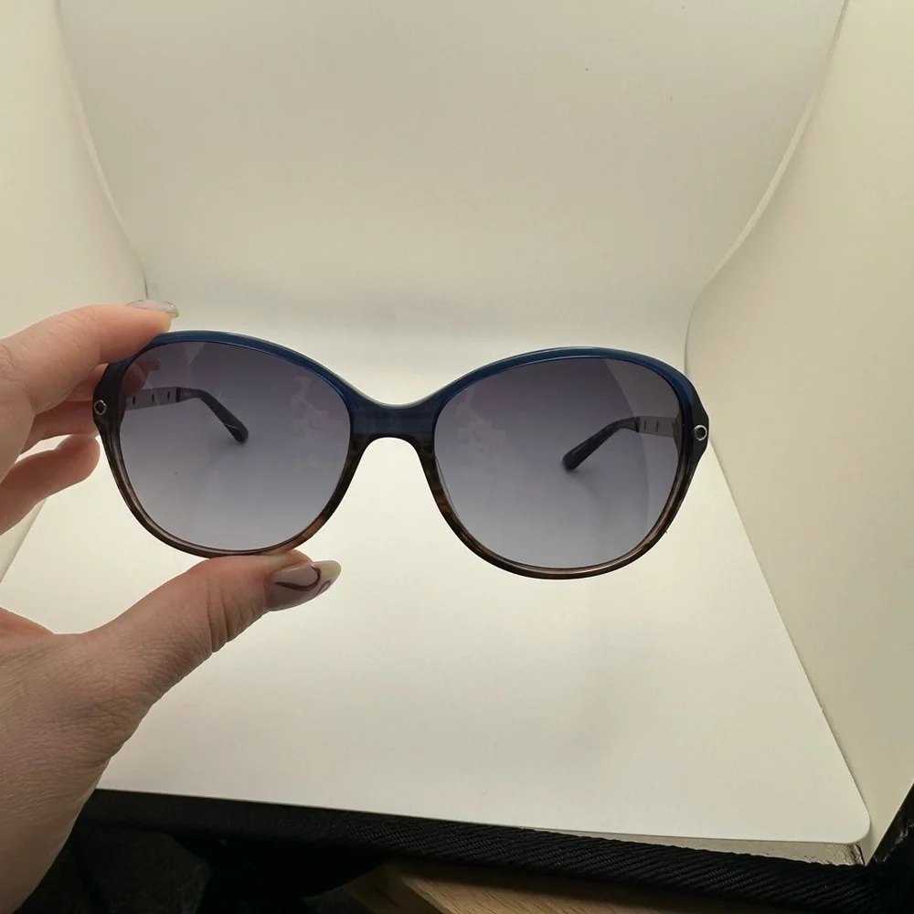 bebe these sunglasses
